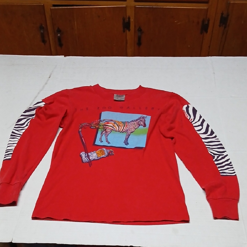 The Zoo Gallery Vintage 1983 Red Long Sleeve Tee w/ Zebra Graphic RARE T-Shirt S